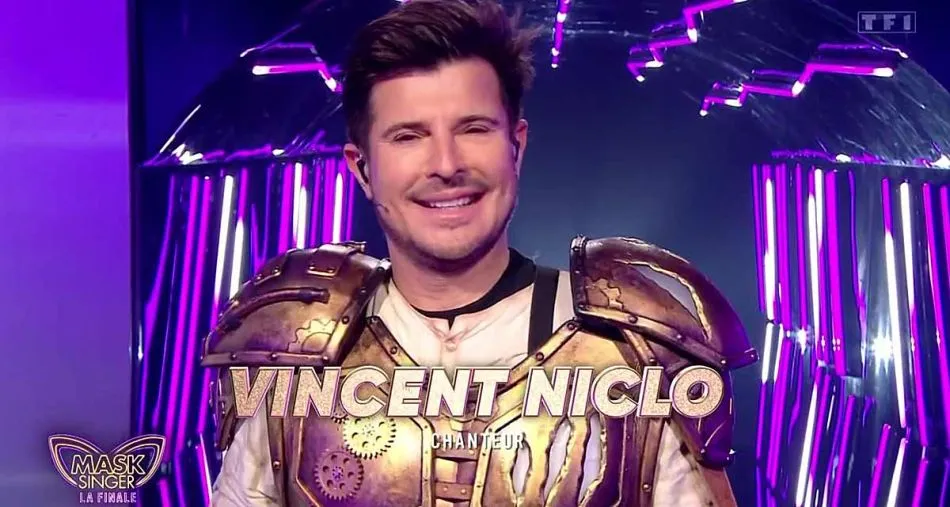 Le Husky cachait le chanteur Vincent Niclo