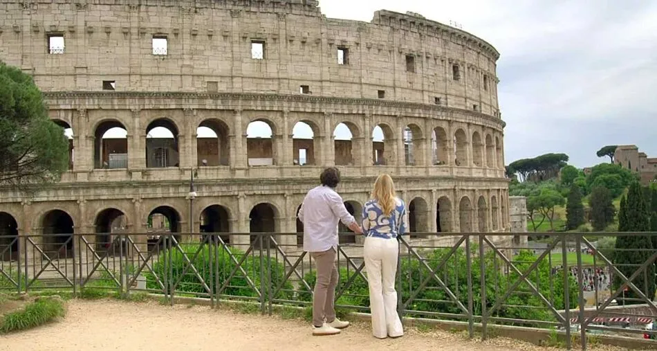 Brooke et Ridge en balade devant le Colisée de Rome