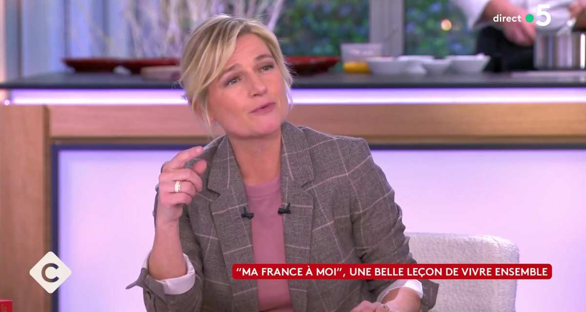 C à vous : Anne-Elisabeth Lemoine se voit fermer la porte au nez par ses invités sur France 5