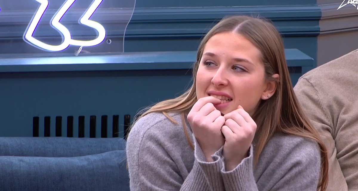 Héléna en larmes dans Star Academy, Lenie sous pression