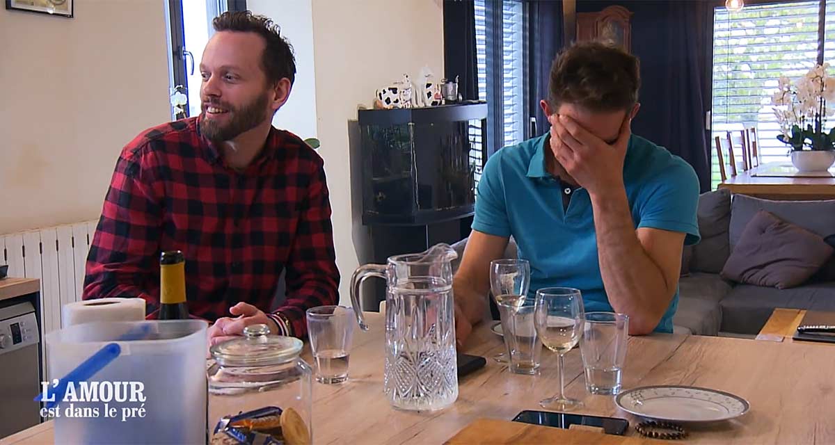 L’amour est dans le pré (spoiler) : Thibault déclare la guerre à Bastien, Julien en plein dilemme