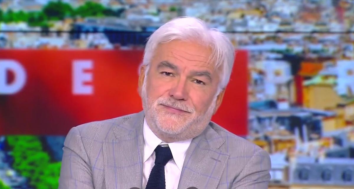 L’Heure des Pros : Pascal Praud coupé en direct par une alarme sur CNews