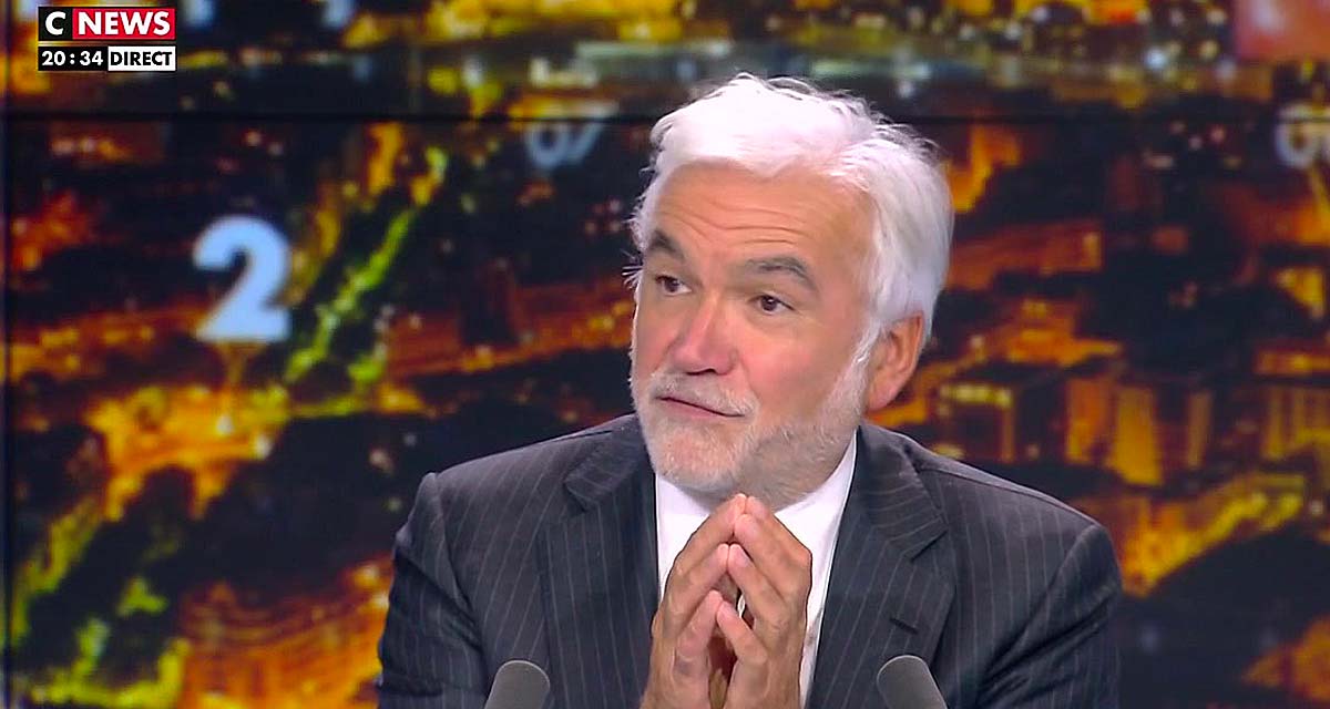 L’Heure des Pros : Élisabeth Lévy pète les plombs, Pascal Praud s’en prend à un présentateur de CNews