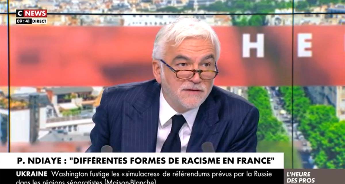 L’Heure des pros : Pascal Praud s’attend au pire, CNews bloquée en direct