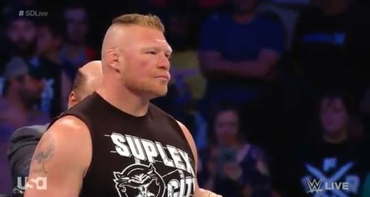 WWE Smackdown : Brock Lesnar contre Kofi Kingston, The Rock, Stone Cold et Hulk Hogan pour un show de légende sur AB1 et la FOX