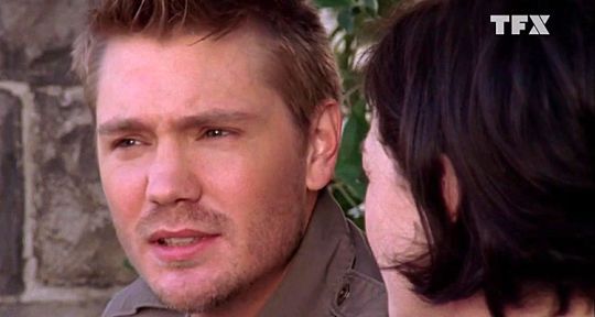 Les Frères Scott (TFX) : le mariage de Lucas (Chad Michael Murray) et Peyton (Hilarie Burton) avant leurs adieux et le début de la saison 7 