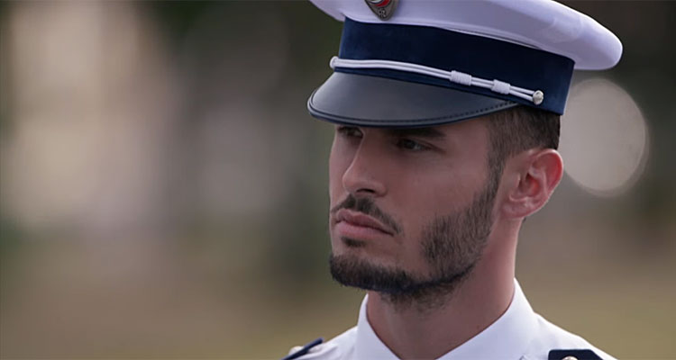 Les Touristes (TF1) : Baptiste Giabiconi écarté de la Mission Pompiers d’Arthur ?