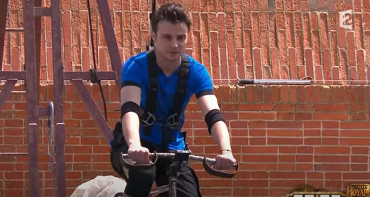 Fort Boyard 2020 : Pourquoi Tom Villa a dû se serrer les coudes avec l’équipe pour l’ESM