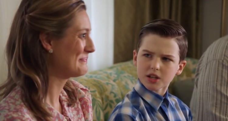 The Young Sheldon : quel âge a Sheldon Cooper dans la série avec Iain Armitage  sur NRJ12 ?