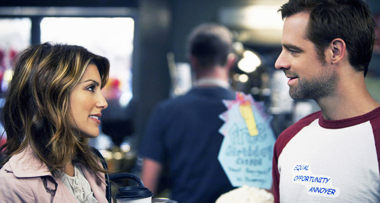 L’amour plus que parfait (M6) : Jennifer Esposito (NCIS) et Mark Deklin (Devious Maids) dans un téléfilm édulcoré pour la télévision