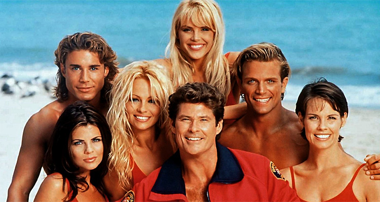 Alerte à Malibu : David Hasselhoff et Pamela Anderson de retour sur HDI avant la sortie en salle de Baywatch