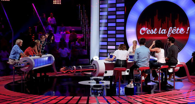 Le Grand Blind Test : Jean-Luc Reichmann, Sophie Davant, Agustin Galiana, Fabienne Carat, Camille Lou, Tom Villa, Dave, Laurie Cholewa...